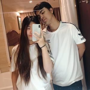 Meet your Posher, Tuấn kiện